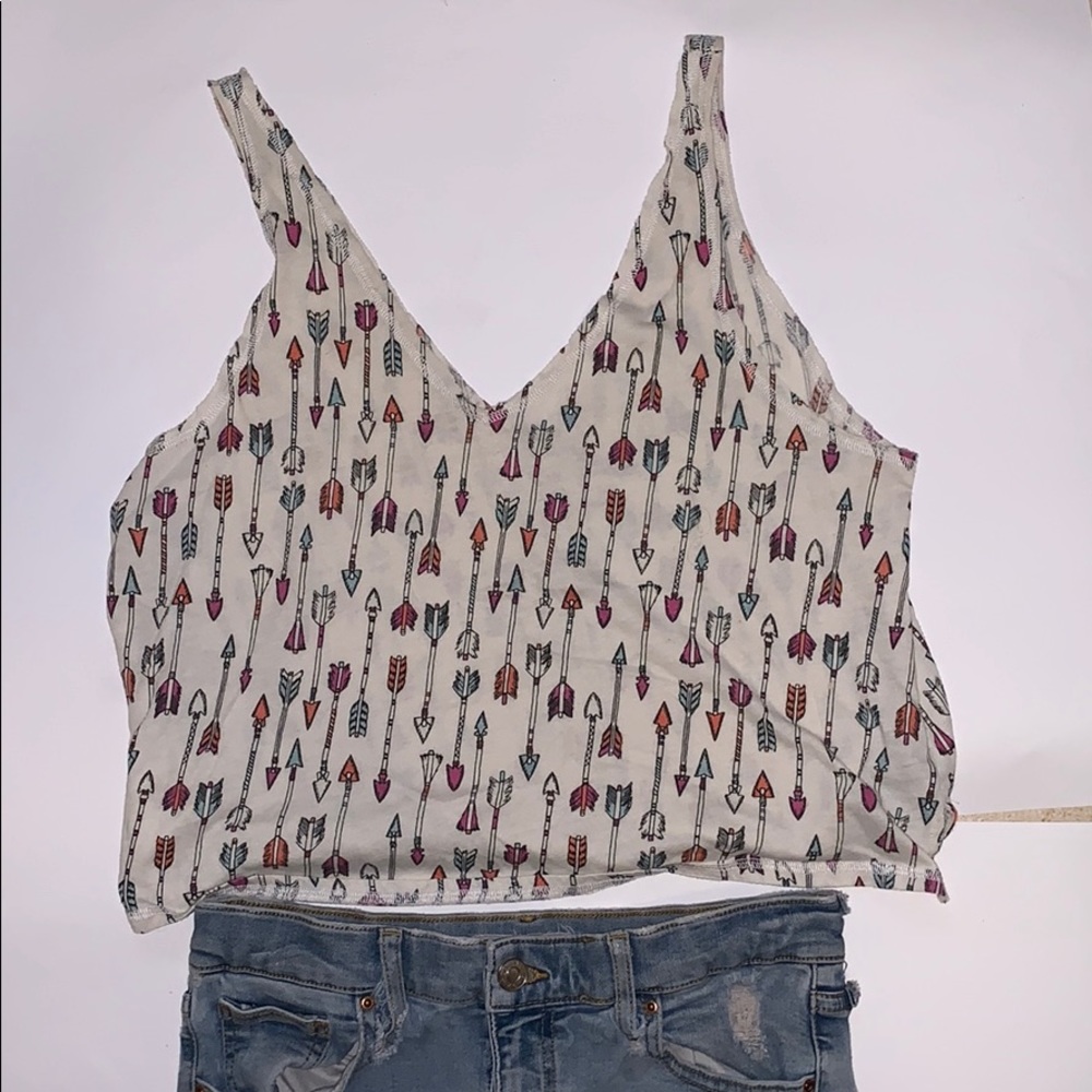 URBAN OUTFITTERS GRAPHIC TANK TOP